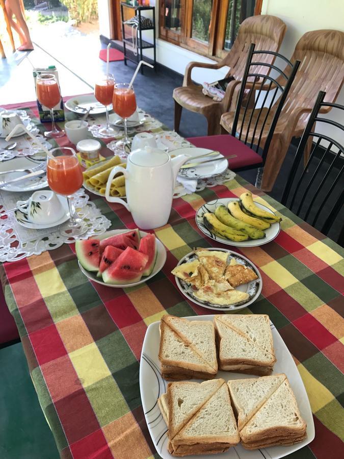 Serenity Homestay Ella Eksteriør bilde